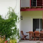 Apitoki - D'hotes Au Pays Basque Bed and breakfast Urrugne